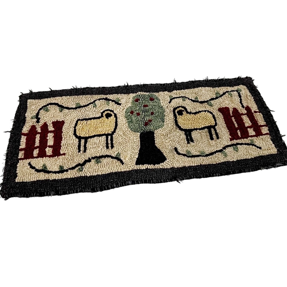 Primitive Folk Art Hand Hooked Wool Table‎ Runner Sheep Tree Farmhouse 22x10
